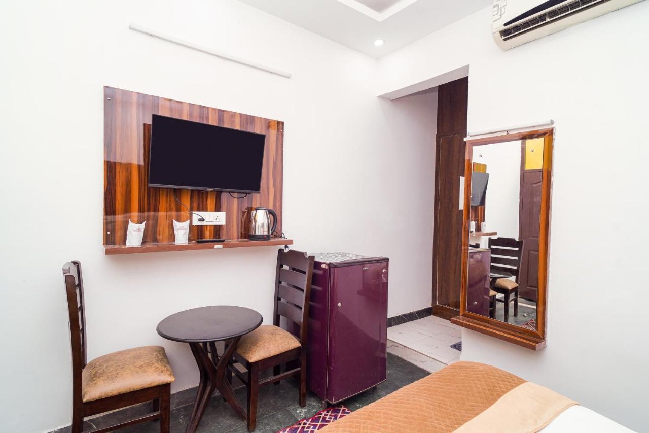 Golden Residency Hotel นิวเดลี ภายนอก รูปภาพ