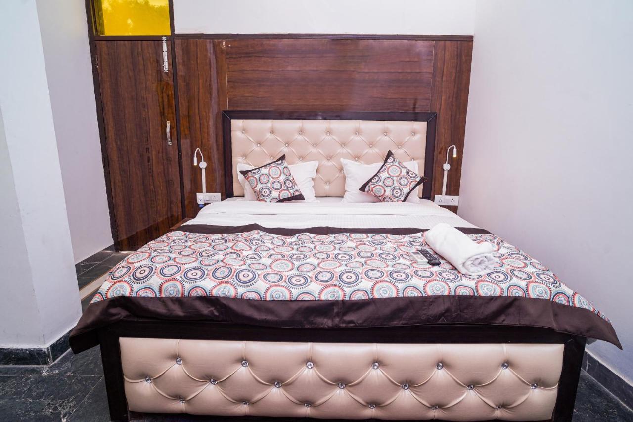 Golden Residency Hotel นิวเดลี ภายนอก รูปภาพ