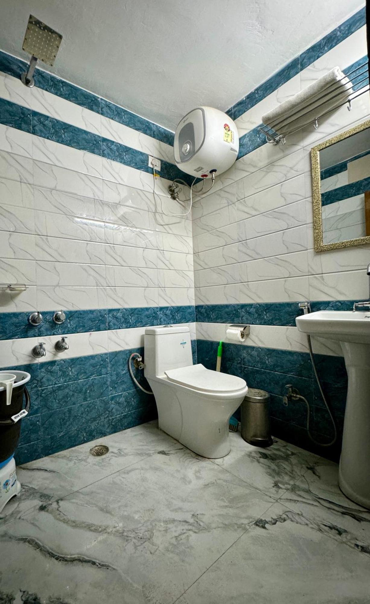 Golden Residency Hotel นิวเดลี ภายนอก รูปภาพ